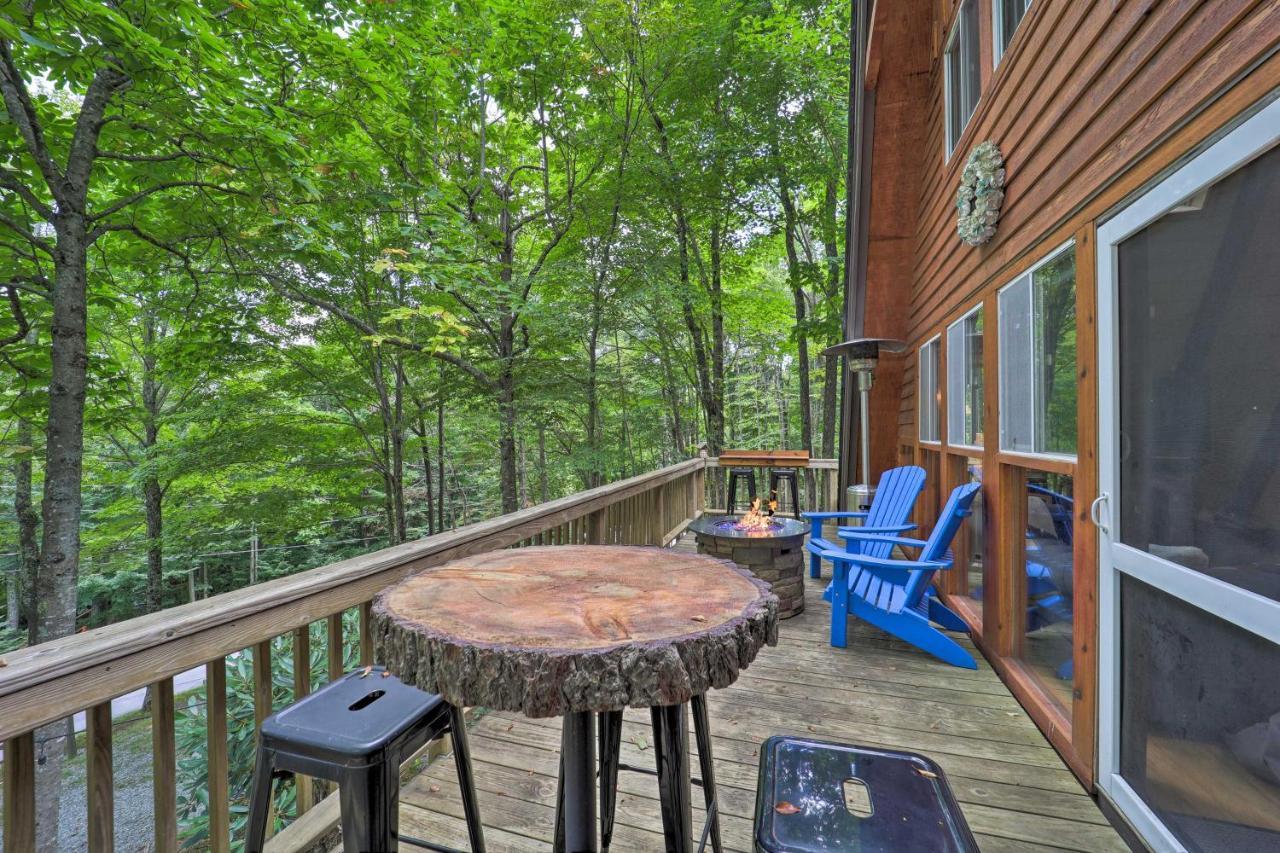A-Frame Cabin With Hot Tub 1 Mi To Beech Mountain! Eksteriør billede